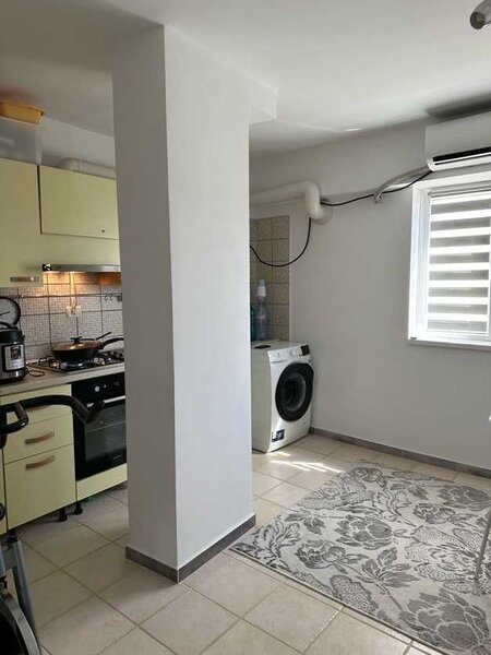 Sebastian Apartament 3 camere  langa Parcul Sebastian 76 mp  Bloc 2001