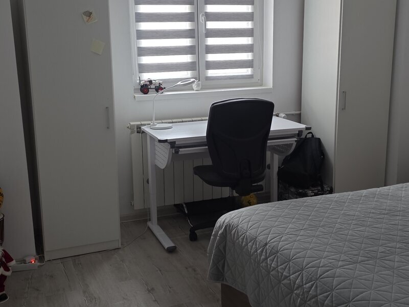 Sebastian Apartament 3 camere  langa Parcul Sebastian 76 mp  Bloc 2001