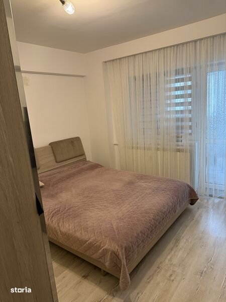 Sebastian Apartament 3 camere  langa Parcul Sebastian 76 mp  Bloc 2001