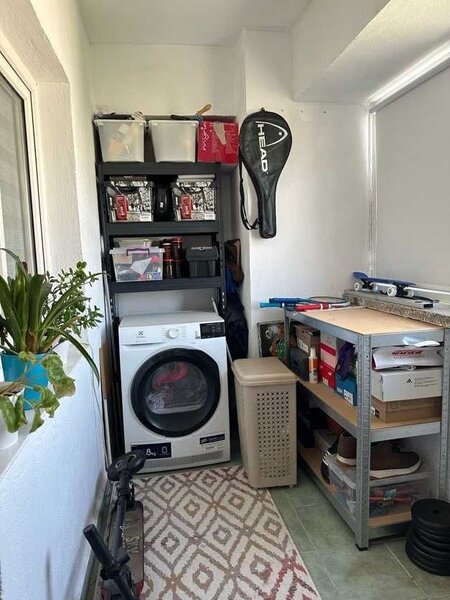 Sebastian Apartament 3 camere  langa Parcul Sebastian 76 mp  Bloc 2001