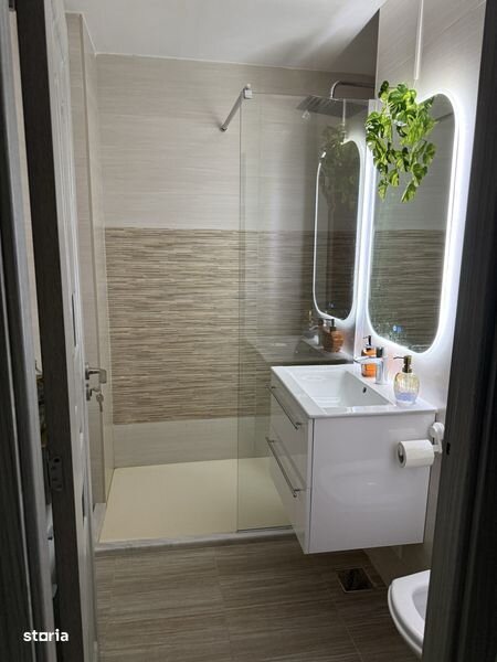 Sebastian Apartament 3 camere  langa Parcul Sebastian 76 mp  Bloc 2001